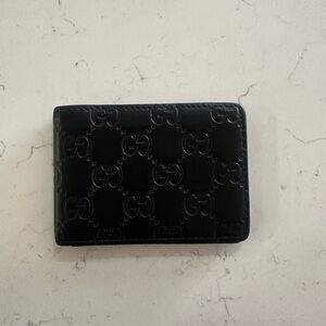 Gucci Black Embossed Card Holder Bi Fold